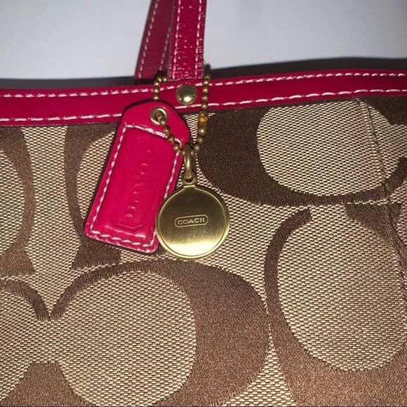 Coach Cranberry Khaki Stripe Signature Shoulder bag - Picture 4 of 7